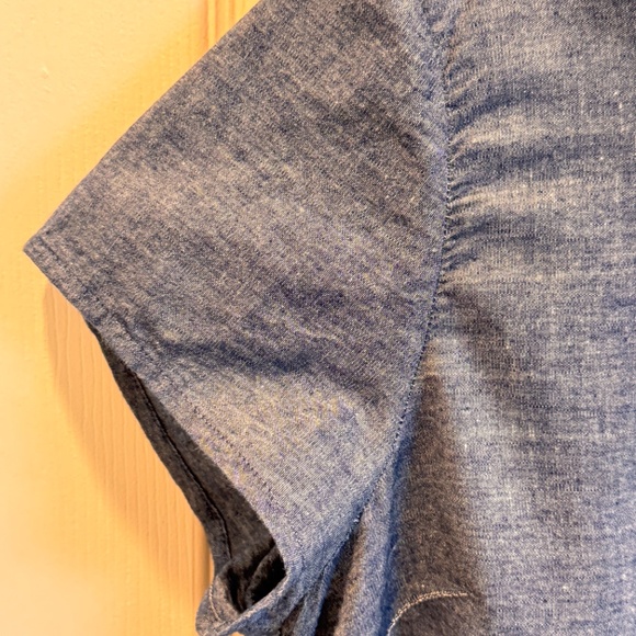 Woman's, Button Up Back, Blue Top, Size 16 - Picture 5 of 11